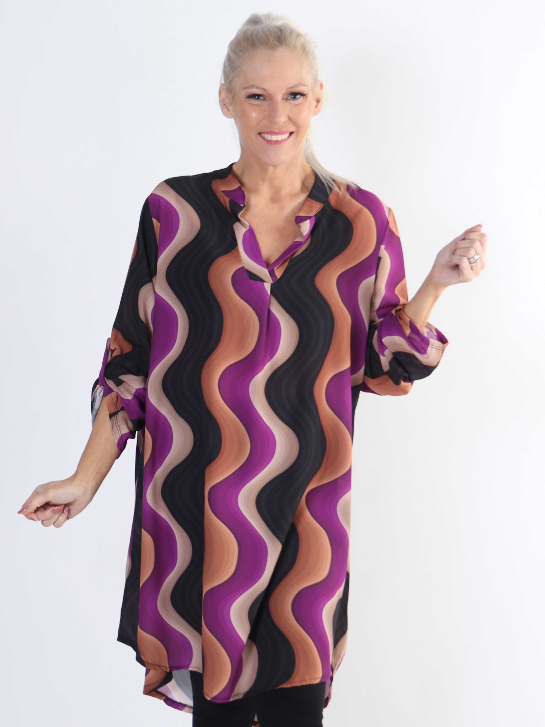 Vanesa Dress Wave - Let og luftig mønstret plus size kjole
